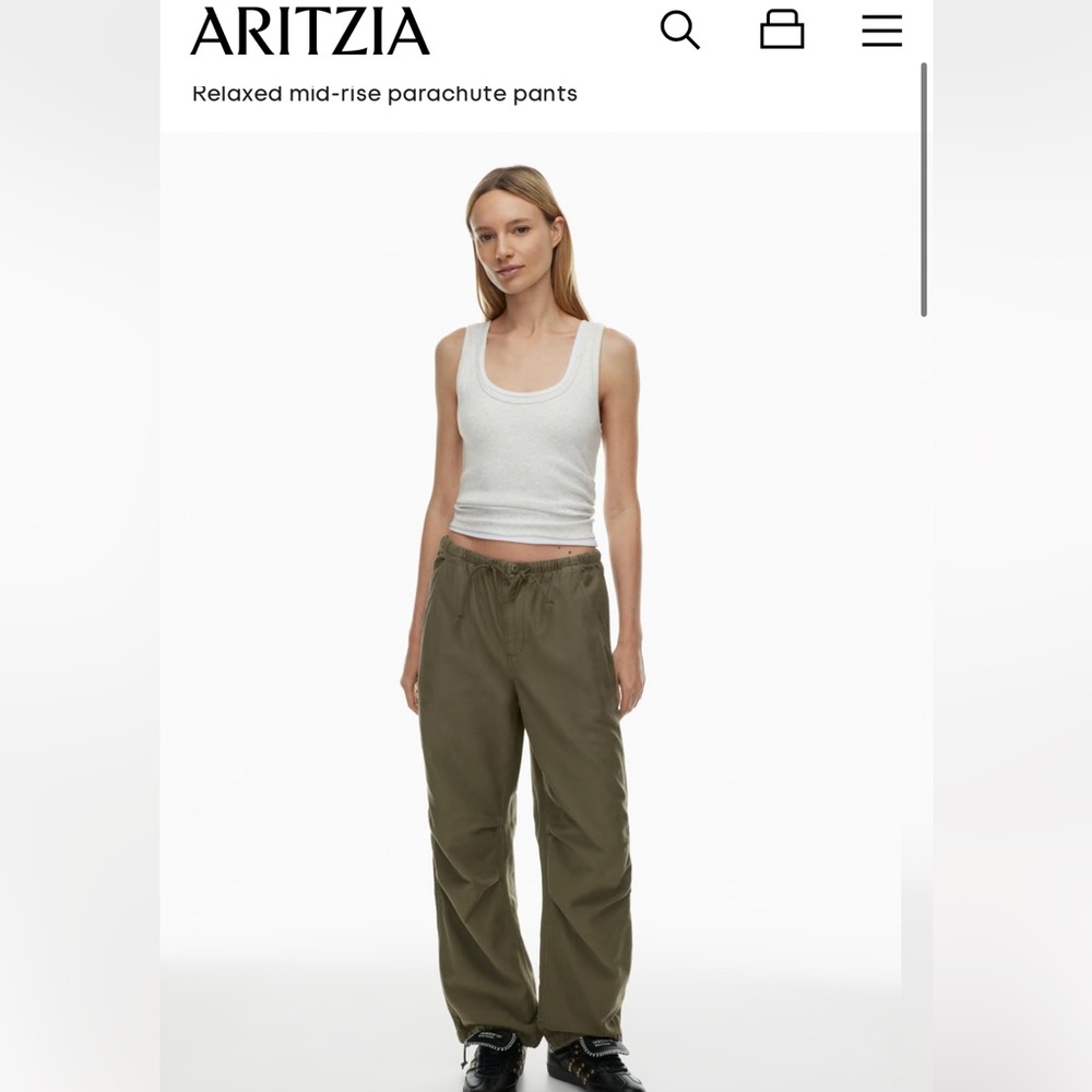 NWT Aritzia mid rise parachute pants